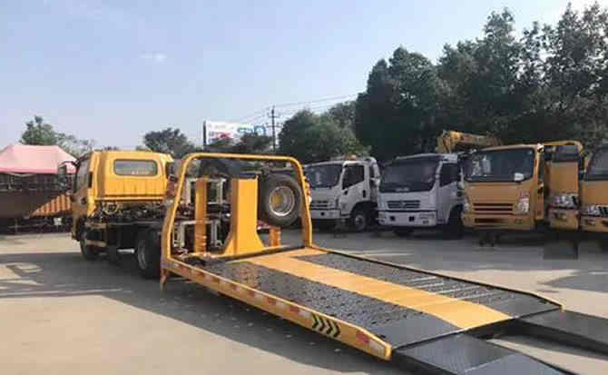 广丰区汽车中途维修案例